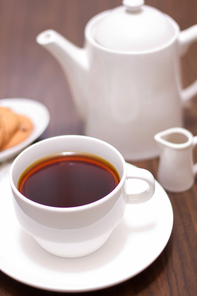 紅茶のティーポット｜フリー写真素材・無料ダウンロードぱくたそ