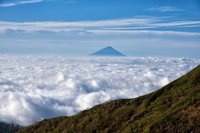 「大云海と富士山」のフリー写真素材