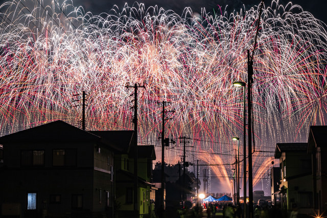 花火の写真 無料の写真素材はフリー素材のぱくたそ