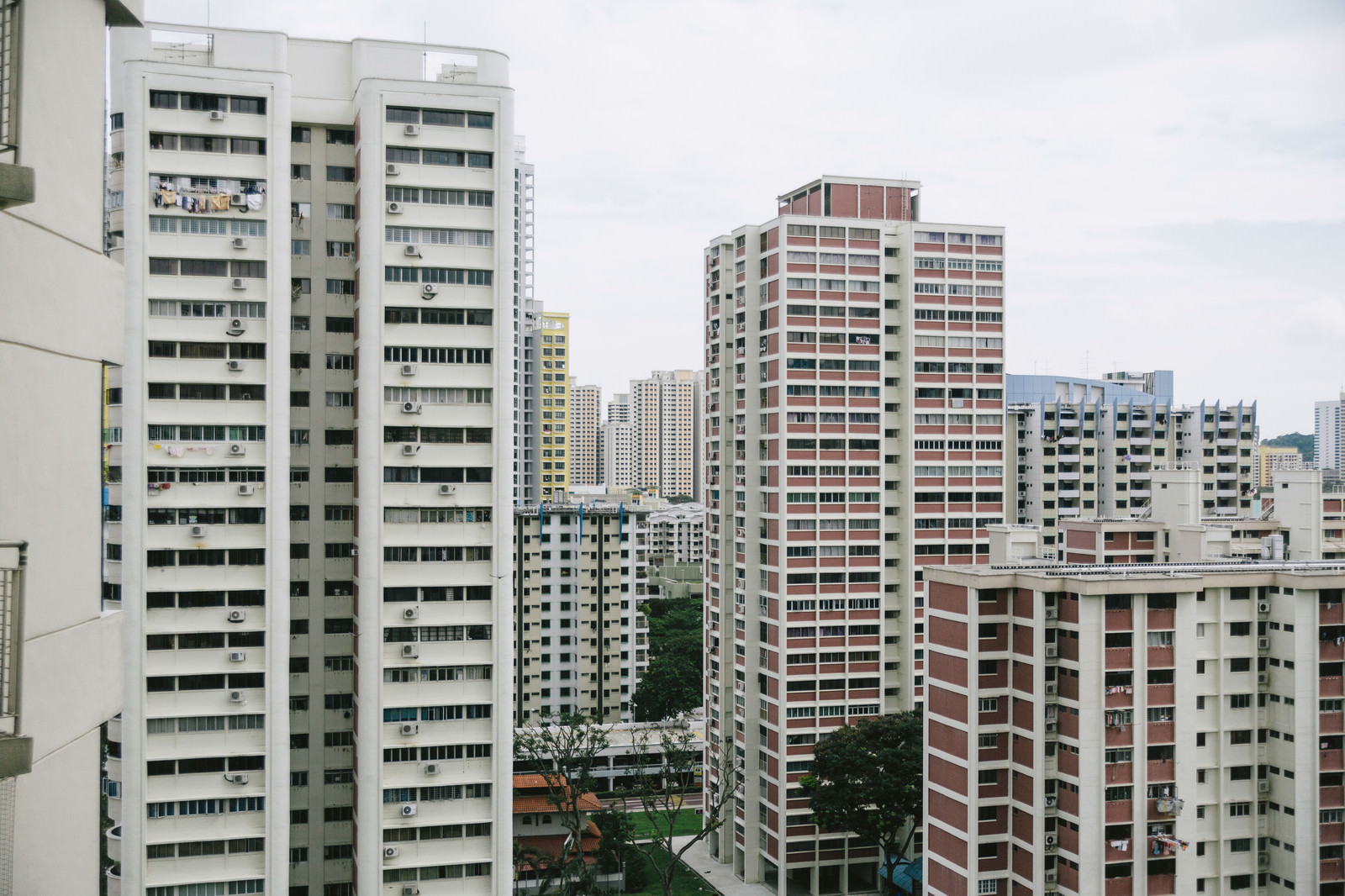 シンガポールの高層マンションの写真を無料ダウンロード フリー素材 ぱくたそ