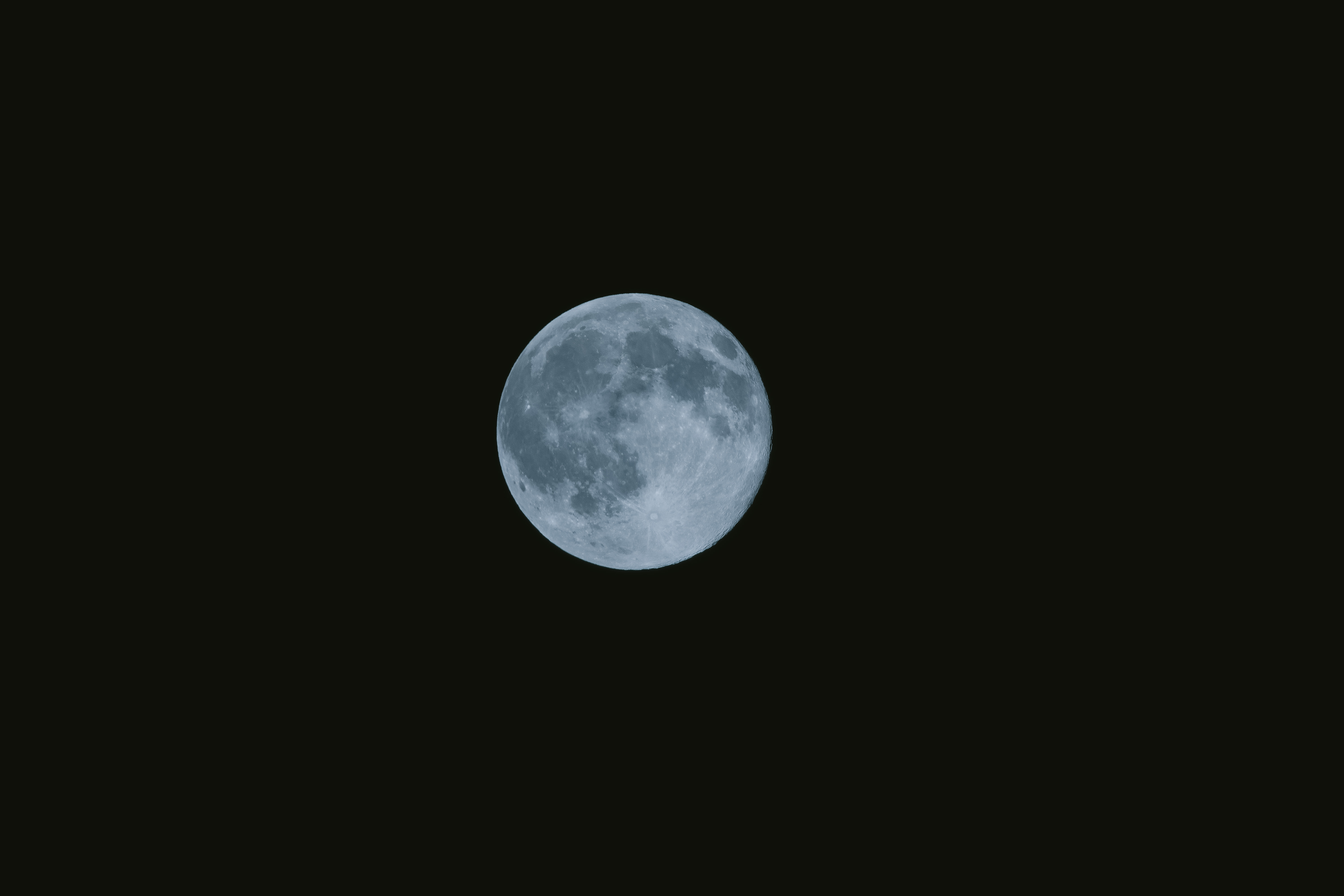 満月の夜の写真 画像 フリー素材 ぱくたそ