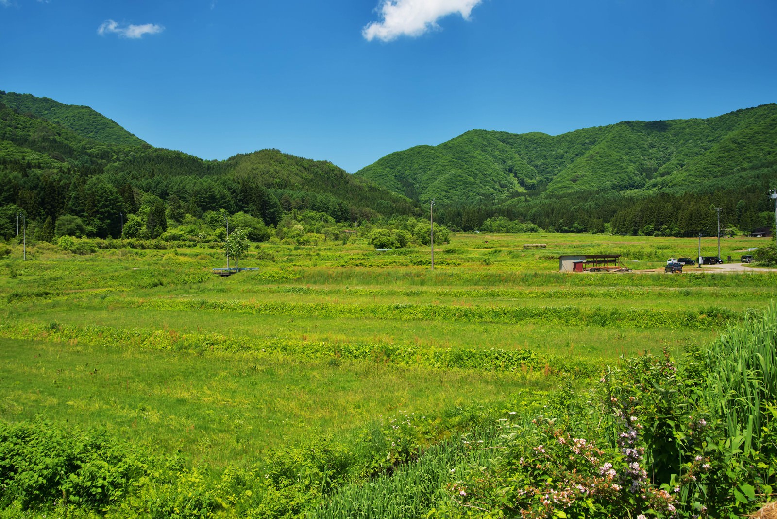 会津の里山風景の無料写真素材