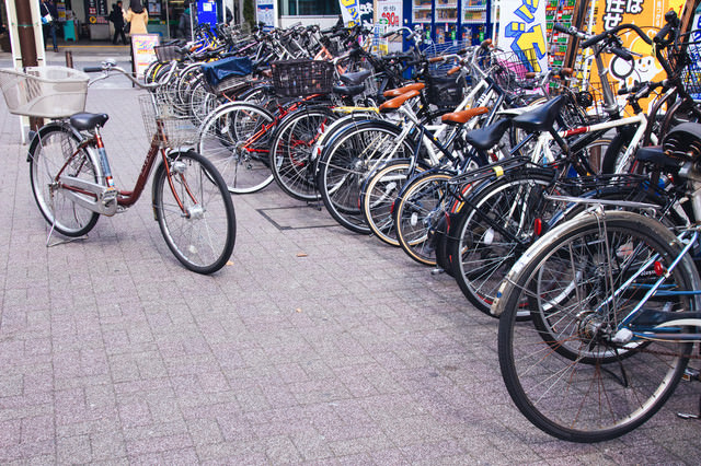 自転車 駅前 ごった 中から 探す